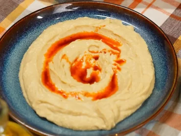 HUMMUS