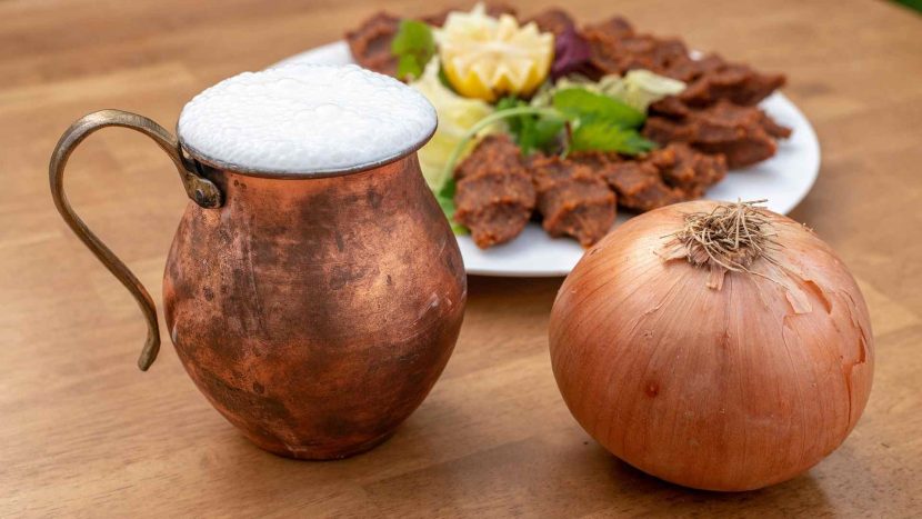 ayran with cig kofte and onion