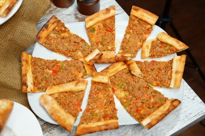 GROUND BEEF PIDE