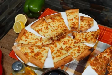 CHEESE PIDE